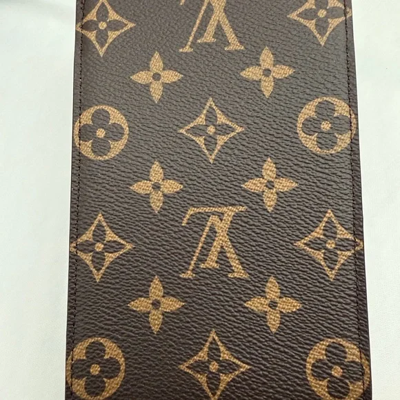 Louis Vuitton Tan and White Tag - Picture 6 of 11